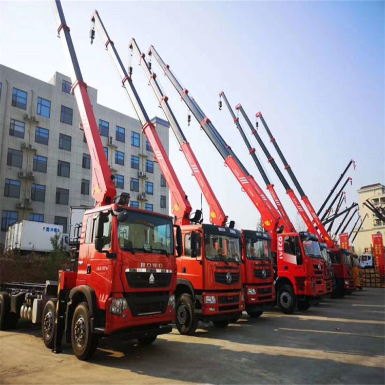 老新镇租专业吊车电话