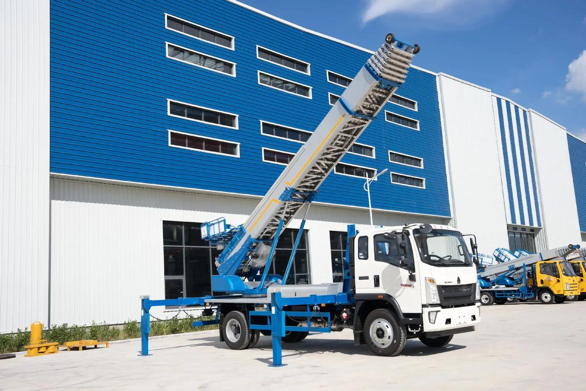 老新镇小型云梯车上料车租赁多少钱